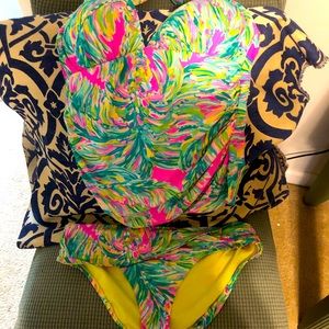 Lilly Pulitzer Lagoon Tankini swimsuit with bottoms 12